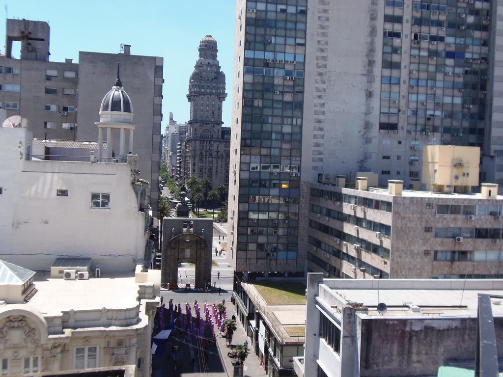 Plaza Fuerte Hotel Montevideo Exteriör bild